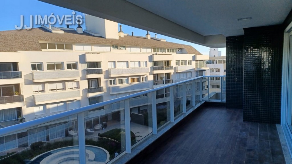 Apartamento para venda no Jurere Internacional em Florianopolis com 411,74m² por R$ 4.635.000,00 Apartamento para venda no Jurere Internacional em Florianopolis com 411,74m² por R$ 4.635.000,00