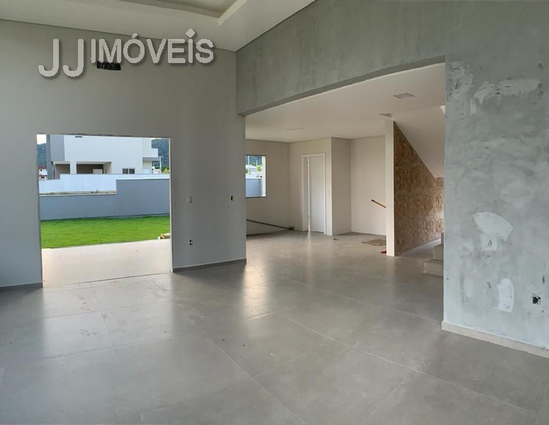 Casa Residencial para venda no Sao Joao do Rio Vermelho em Florianopolis com 375m² por R$ 1.300.000,00