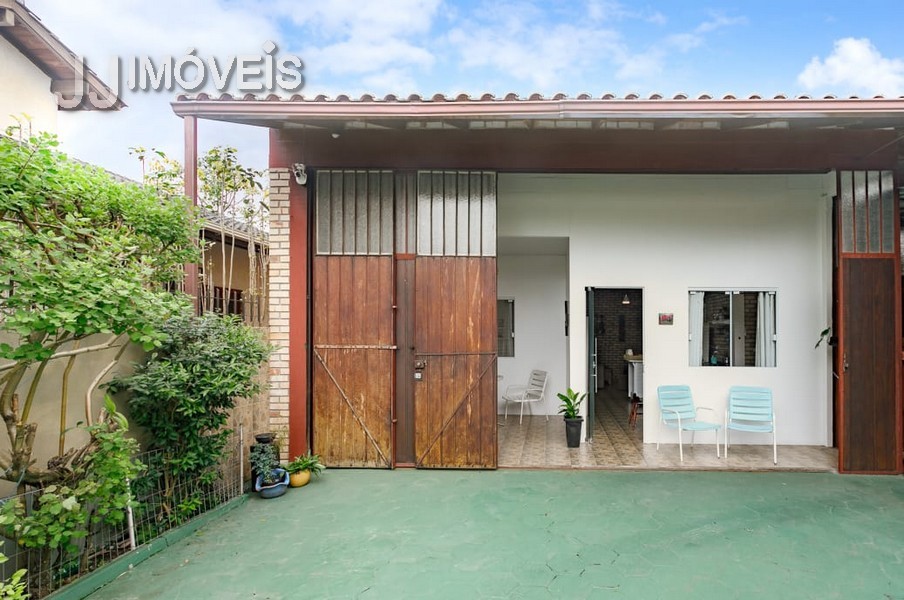 Casa Residencial para venda no Cachoeira do Bom Jesus em Florianopolis com 503m² por R$ 1.600.000,00