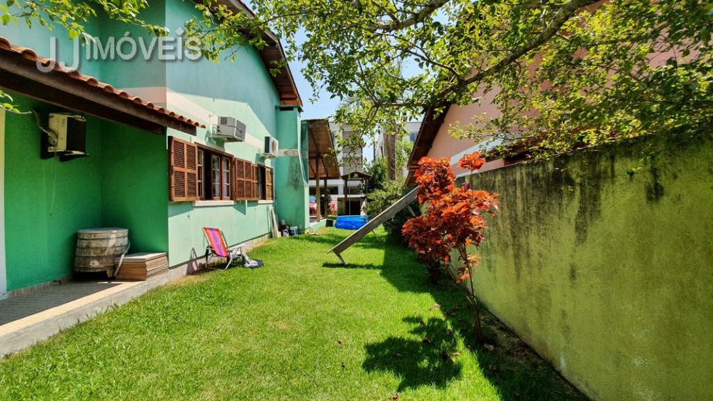 Casa Residencial para venda no Ingleses do Rio Vermelho em Florianopolis com 420m² por R$ 630.000,00