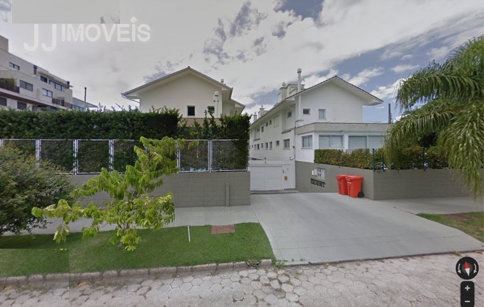 Casa Residencial para venda no Jurere Internacional em Florianopolis com 220m² por R$ 2.255.000,00