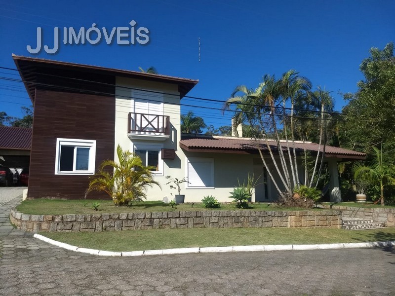 Casa Residencial para venda no Cacupe em Florianopolis com 860m² por R$ 4.000.000,00 Casa Residencial para venda no Cacupe em Florianopolis com 860m² por R$ 4.000.000,00