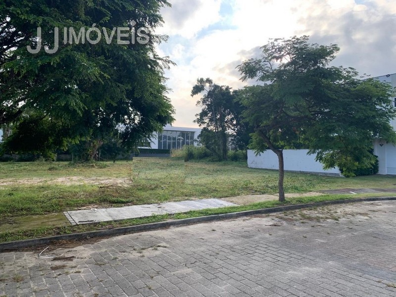 Terreno para venda no Jurere Internacional em Florianopolis com 701m² por R$ 3.405.000,00