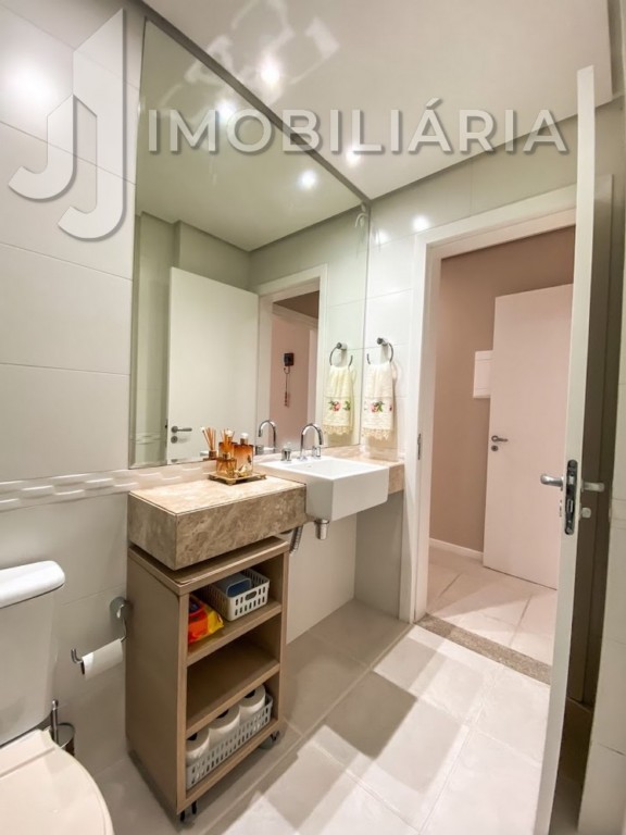 Apartamento para venda no Jurere Internacional em Florianopolis com 144m² por R$ 1.870.000,00