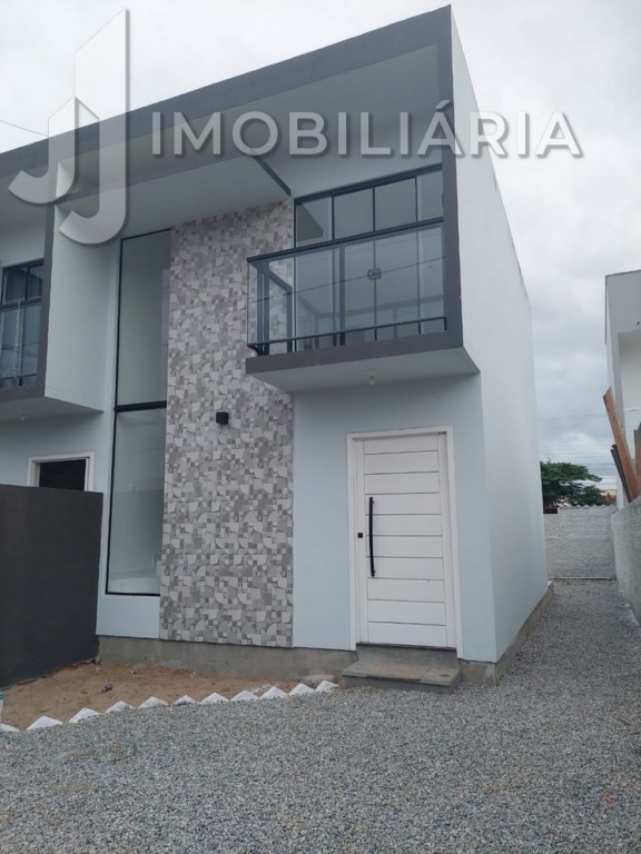 Casa Residencial para venda no Sao Joao do Rio Vermelho em Florianopolis com 130m² por R$ 380.000,00
