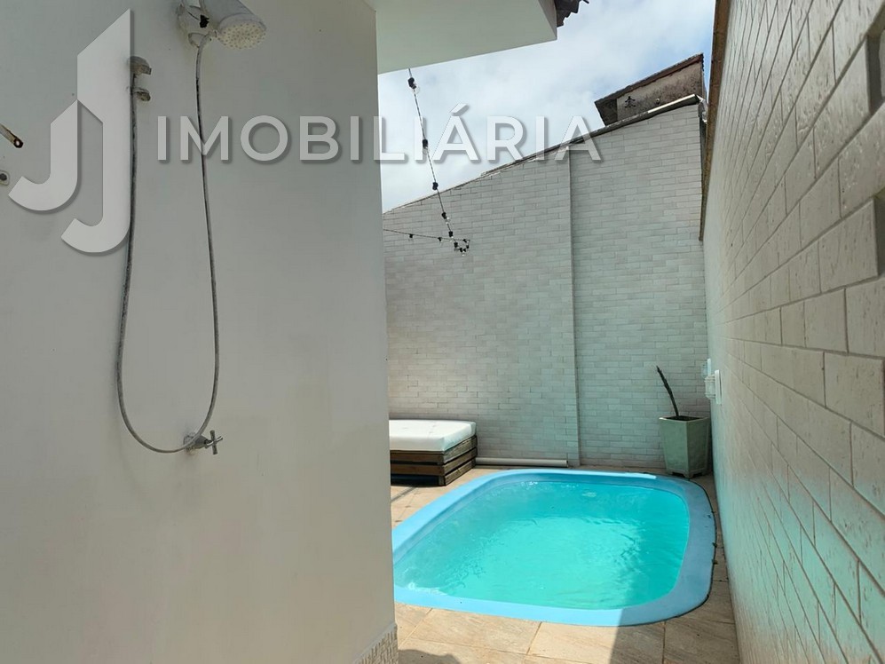 Casa Residencial para venda no Sao Joao do Rio Vermelho em Florianopolis com 420m² por R$ 495.000,00