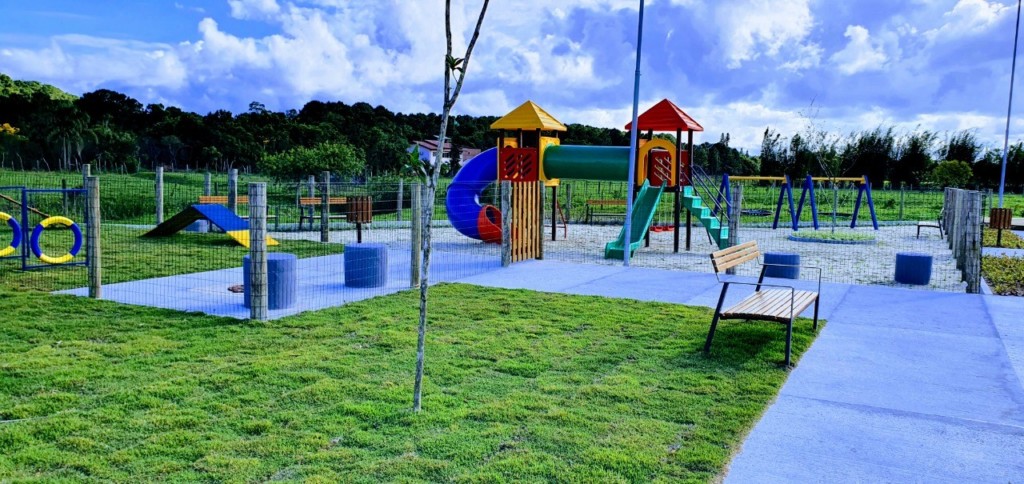 Terreno para venda no Canasvieiras em Florianopolis com 360m² por R$ 525.000,00 Terreno para venda no Canasvieiras em Florianopolis com 360m² por R$ 525.000,00