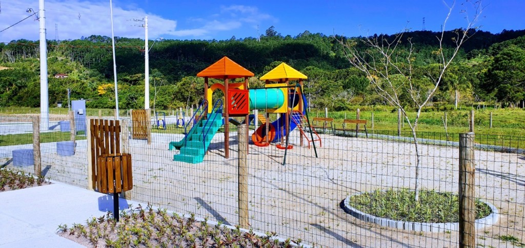 Terreno para venda no Canasvieiras em Florianopolis com 360m² por R$ 525.000,00 Terreno para venda no Canasvieiras em Florianopolis com 360m² por R$ 525.000,00