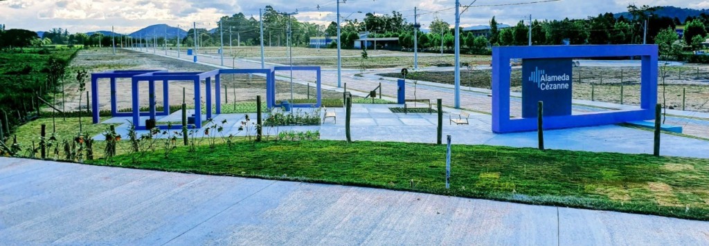 Terreno para venda no Canasvieiras em Florianopolis com 360m² por R$ 525.000,00 Terreno para venda no Canasvieiras em Florianopolis com 360m² por R$ 525.000,00