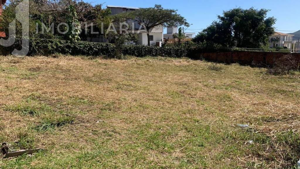 Terreno para venda no Ingleses do Rio Vermelho em Florianopolis com 729,29m² por R$ 800.000,00