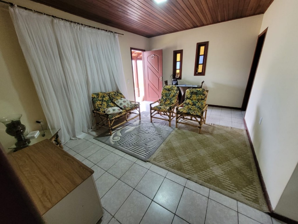 Casa Residencial para locacao no Ingleses do Rio Vermelho em Florianopolis com 360m² por R$ 850,00