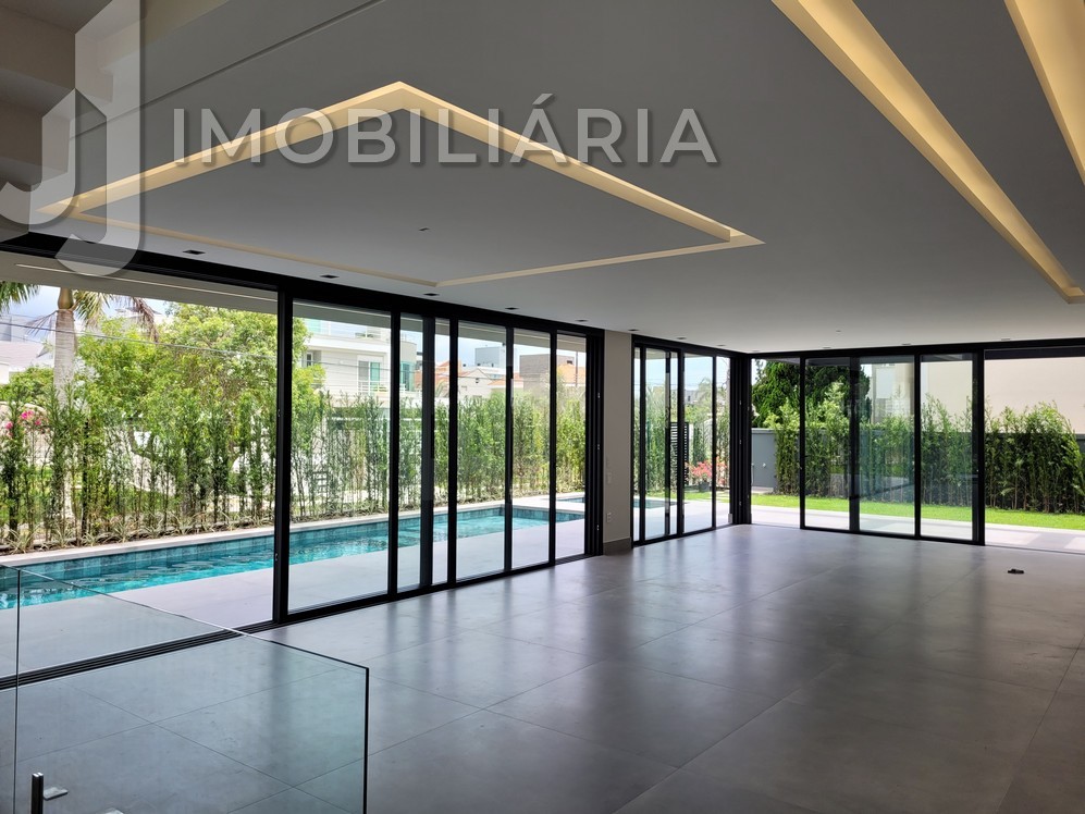 Casa Residencial para venda no Jurere Internacional em Florianopolis com 634m² por R$ 11.900.000,00