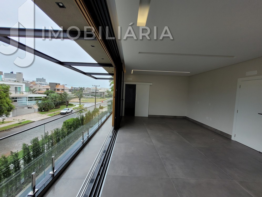 Casa Residencial para venda no Jurere Internacional em Florianopolis com 634m² por R$ 11.900.000,00