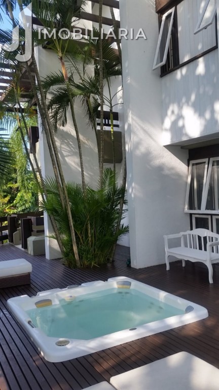 Casa Residencial para venda no Jurere Internacional em Florianopolis com 600m² por R$ 8.250.000,00