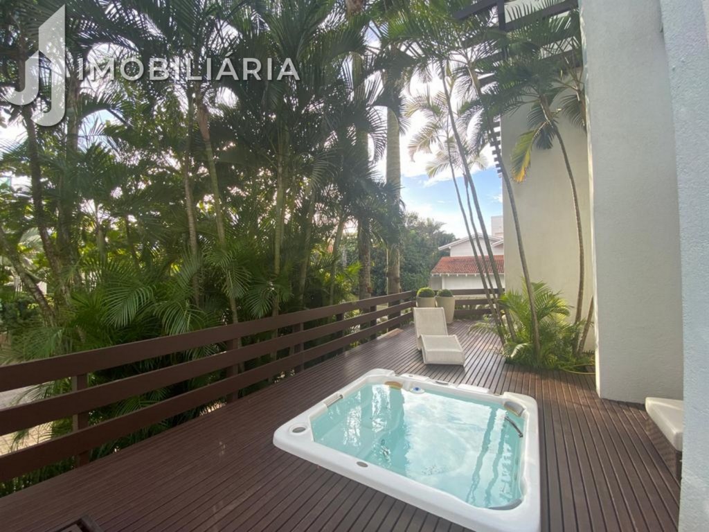 Casa Residencial para venda no Jurere Internacional em Florianopolis com 600m² por R$ 8.250.000,00