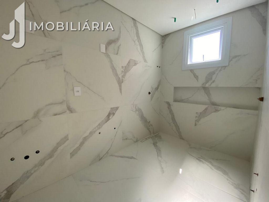 Casa Residencial para venda no Ingleses do Rio Vermelho em Florianopolis com 606m² por R$ 3.400.000,00