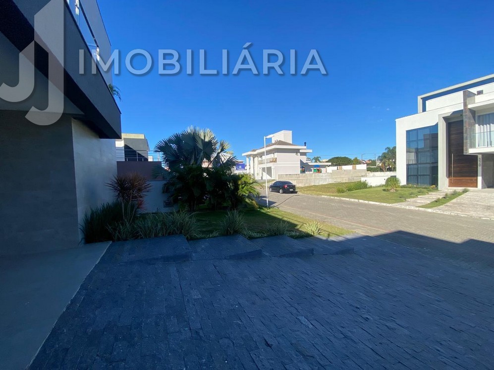 Casa Residencial para venda no Ingleses do Rio Vermelho em Florianopolis com 606m² por R$ 3.300.000,00