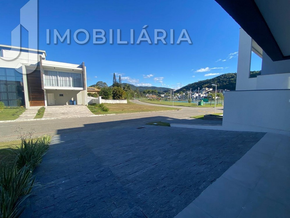 Casa Residencial para venda no Ingleses do Rio Vermelho em Florianopolis com 606m² por R$ 3.300.000,00