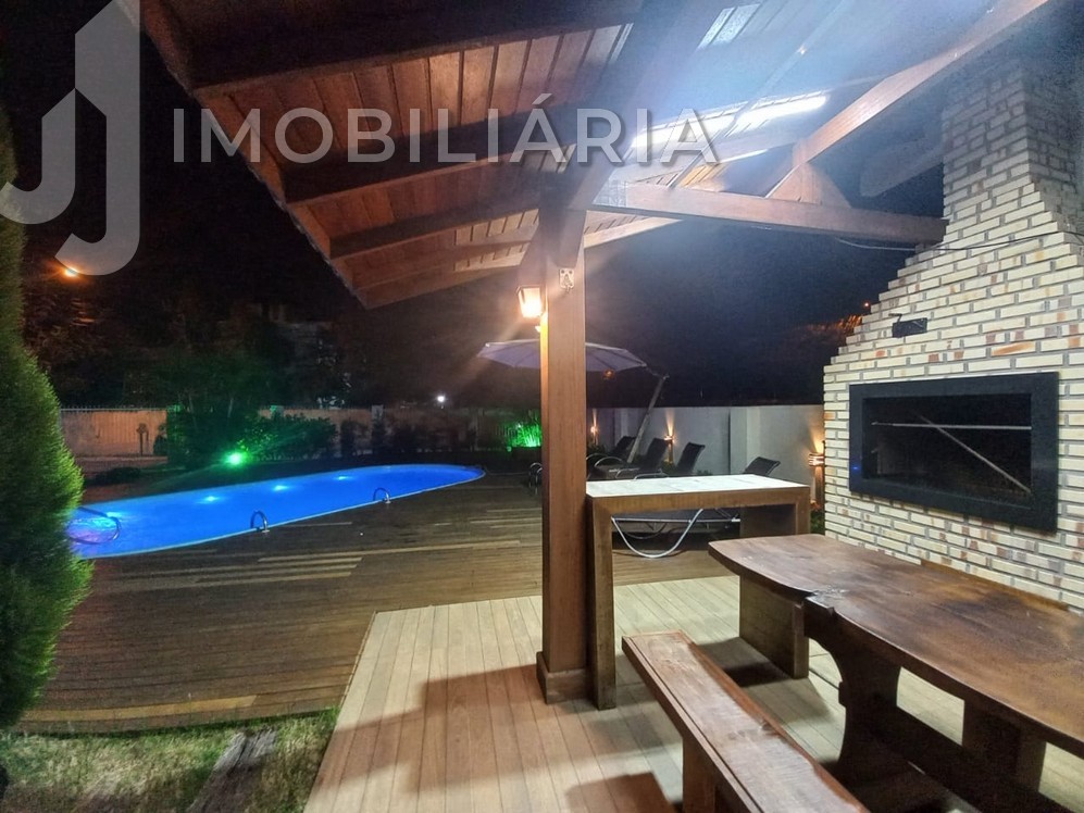 Casa Residencial para venda no Ingleses do Rio Vermelho em Florianopolis com 558m² por R$ 1.800.000,00