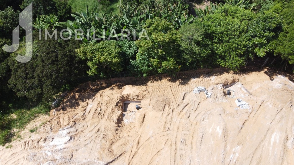 Terreno para venda no Sao Joao do Rio Vermelho em Florianopolis com 361,6m² por R$ 420.000,00