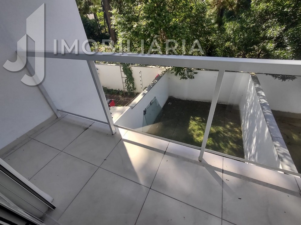 Casa Residencial para venda no Sao Joao do Rio Vermelho em Florianopolis com 153m² por R$ 478.000,00