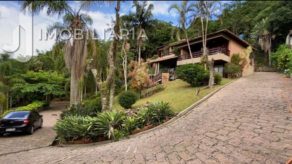 Casa Residencial para venda no Ponta das  Canas em Florianopolis com 16.066,81m² por R$ 5.850.000,00