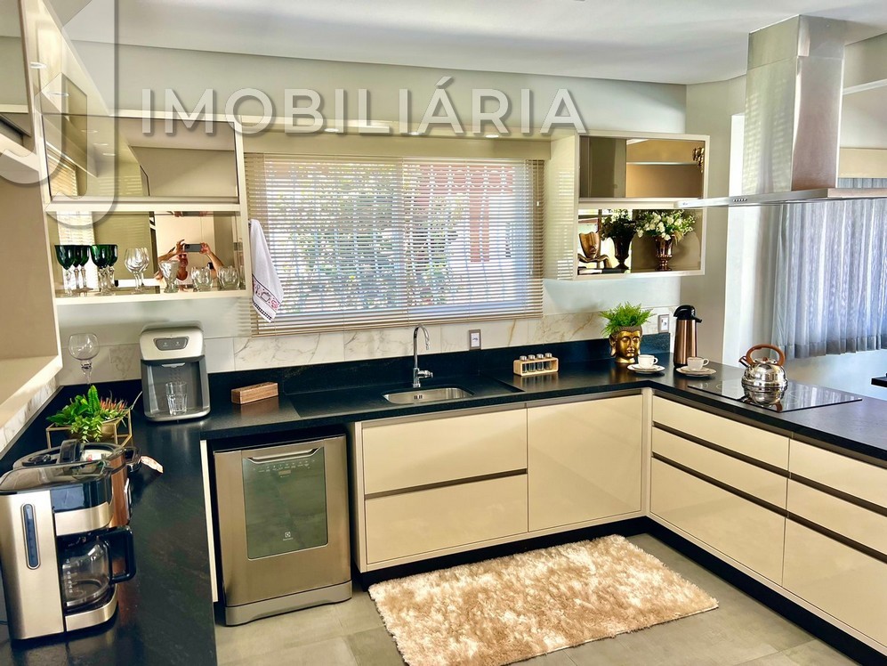 Casa Residencial para venda no Ingleses do Rio Vermelho em Florianopolis com 450m² por R$ 2.490.000,00 Casa Residencial para venda no Ingleses do Rio Vermelho em Florianopolis com 450m² por R$ 2.490.000,00