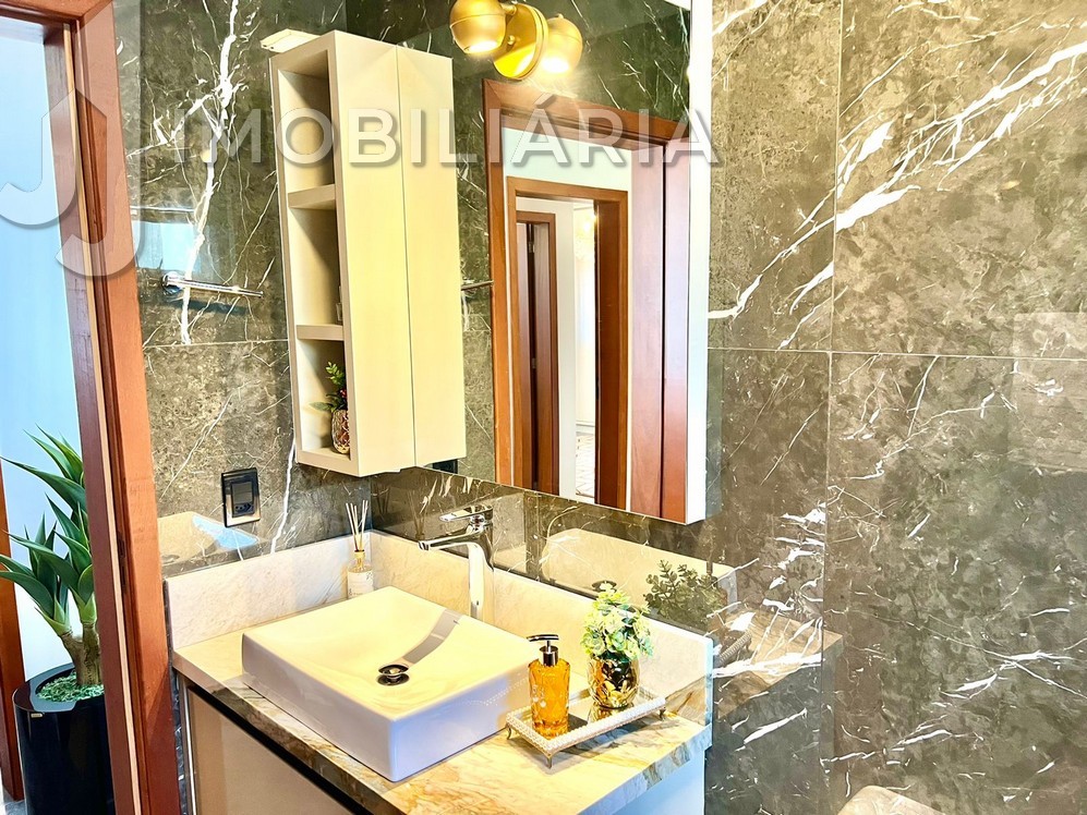 Casa Residencial para venda no Ingleses do Rio Vermelho em Florianopolis com 450m² por R$ 2.490.000,00 Casa Residencial para venda no Ingleses do Rio Vermelho em Florianopolis com 450m² por R$ 2.490.000,00
