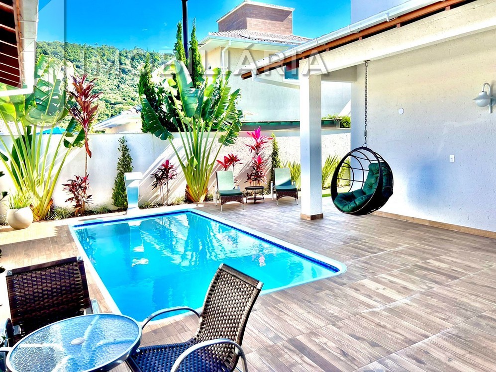 Casa Residencial para venda no Ingleses do Rio Vermelho em Florianopolis com 450m² por R$ 2.490.000,00 Casa Residencial para venda no Ingleses do Rio Vermelho em Florianopolis com 450m² por R$ 2.490.000,00