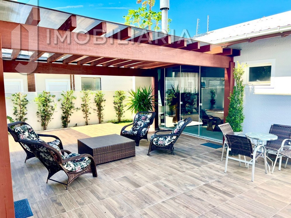 Casa Residencial para venda no Ingleses do Rio Vermelho em Florianopolis com 450m² por R$ 2.490.000,00 Casa Residencial para venda no Ingleses do Rio Vermelho em Florianopolis com 450m² por R$ 2.490.000,00