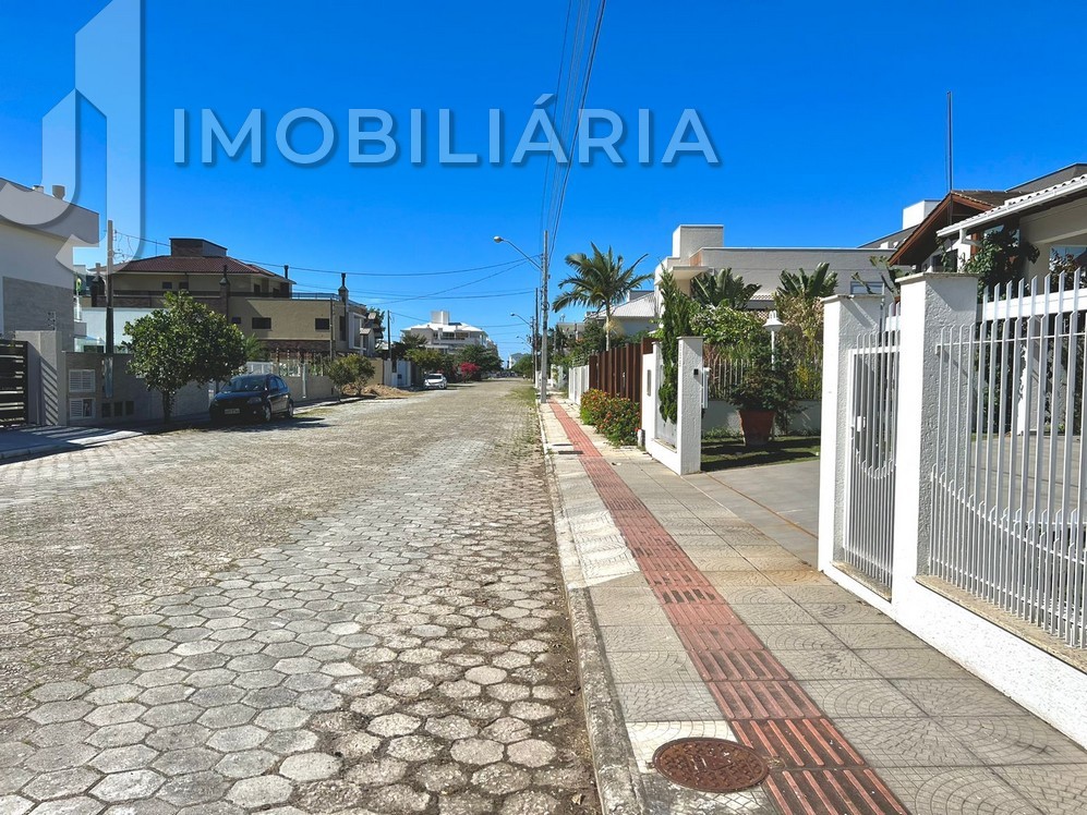 Casa Residencial para venda no Ingleses do Rio Vermelho em Florianopolis com 450m² por R$ 2.490.000,00 Casa Residencial para venda no Ingleses do Rio Vermelho em Florianopolis com 450m² por R$ 2.490.000,00