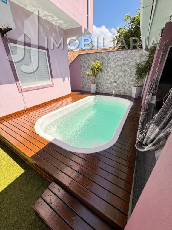 Casa Residencial para venda no Vargem do Bom Jesus em Florianopolis com 221,7m² por R$ 703.000,00
