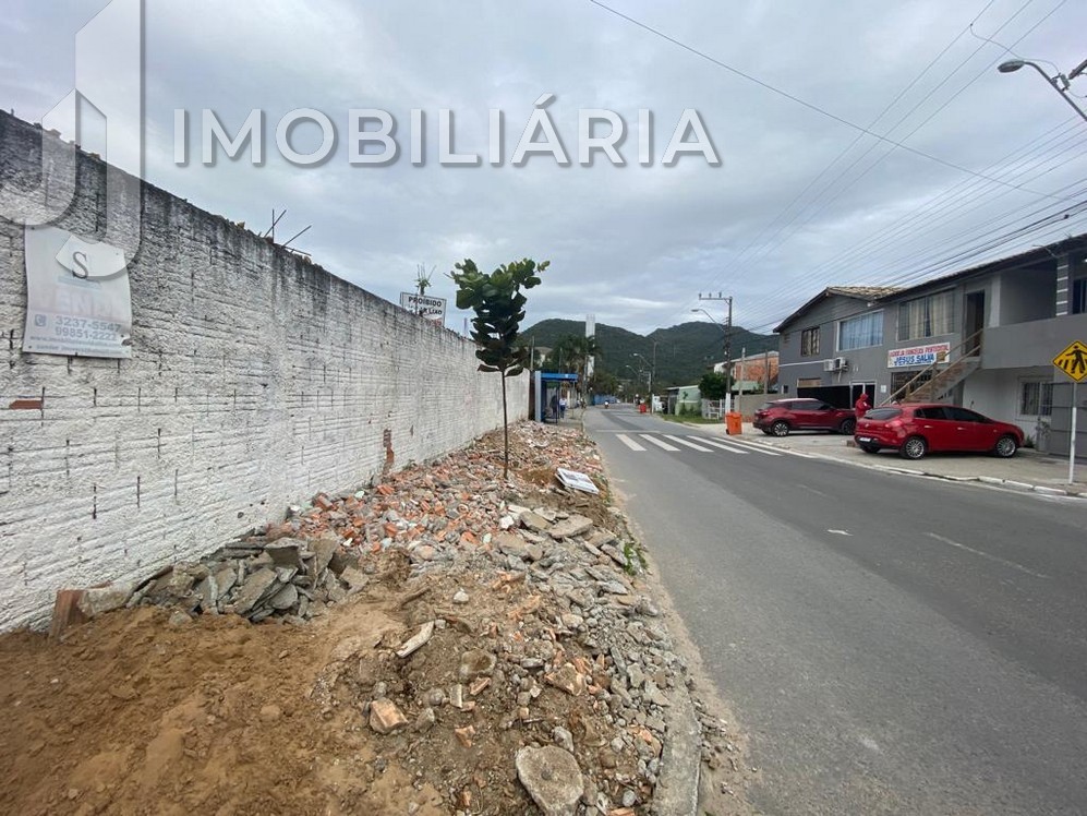 Terreno para venda no Vargem do Bom Jesus em Florianopolis com 2.300m² por R$ 750.000,00