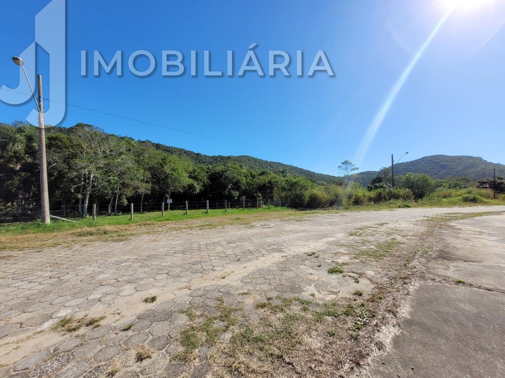 Terreno para venda no Ingleses do Rio Vermelho em Florianopolis com 942,94m² por R$ 2.300.000,00