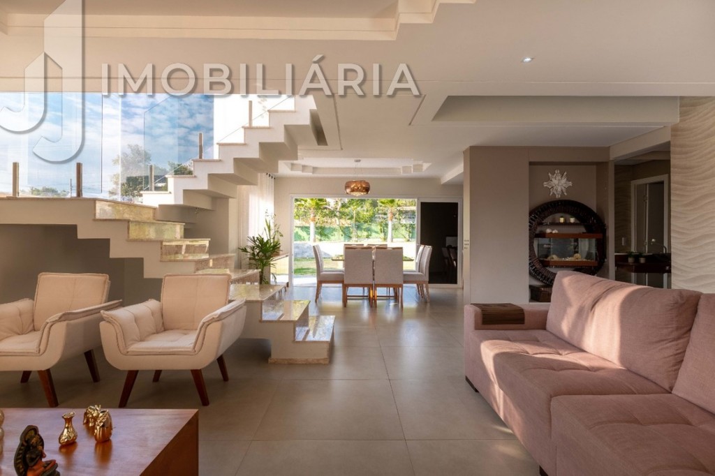 Casa Residencial para venda no Sao Joao do Rio Vermelho em Florianopolis com 375m² por R$ 1.900.000,00