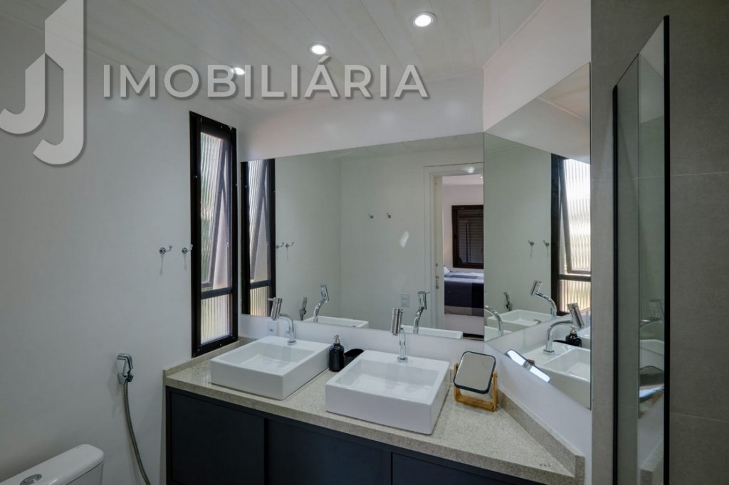 Apartamento para venda no Praia Brava em Florianopolis com 158,02m² por R$ 1.699.900,00