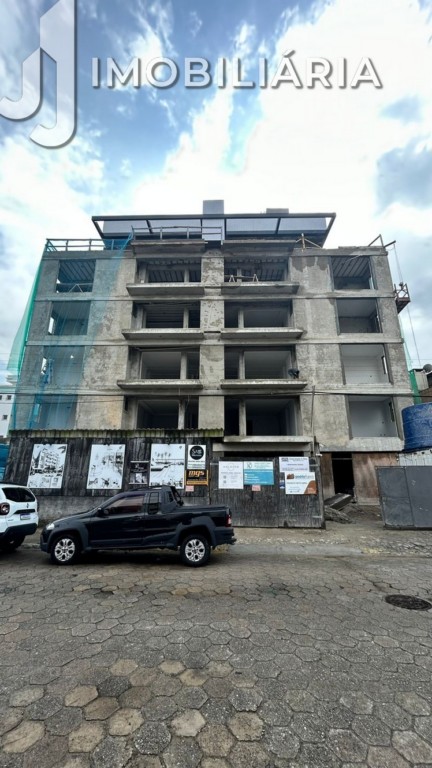 Apartamento para venda no Canasvieiras em Florianopolis com 80m² por R$ 783.778,17