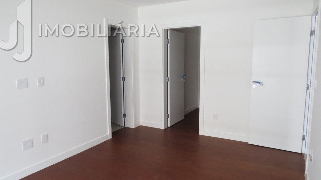 Apartamento para venda no Jurere em Florianopolis com 210,82m² por R$ 5.550.000,00