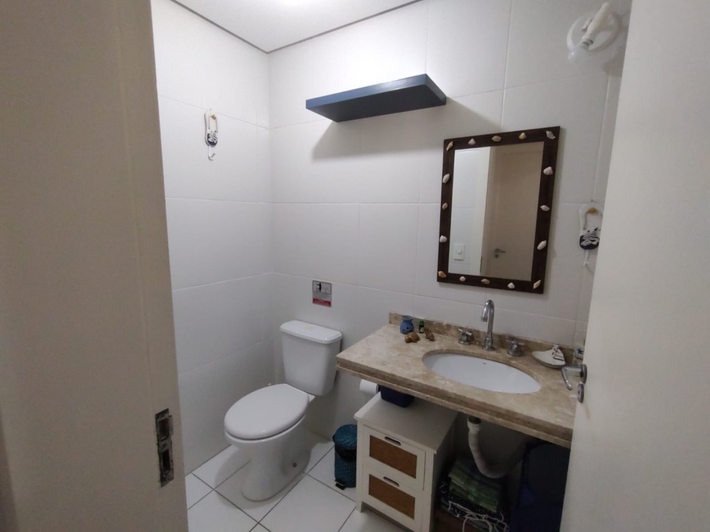 Apartamento para locacao no Praia do Santinho em Florianopolis com 62m² por R$ 0,00