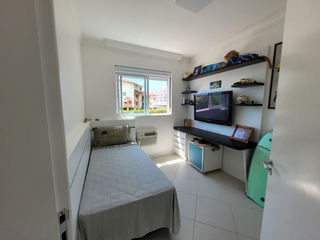 Apartamento para locacao no Ingleses do Rio Vermelho em Florianopolis com 124m² por R$ 1.250,00