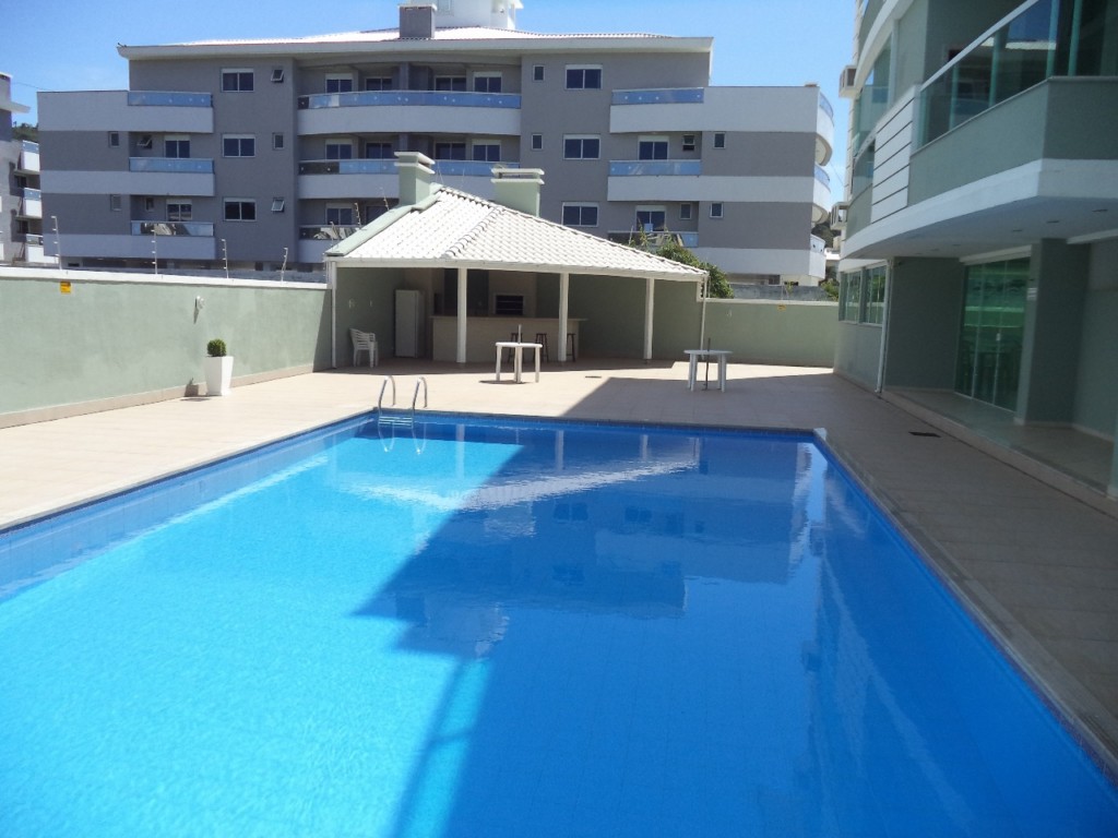 Apartamento para locacao no Ingleses do Rio Vermelho em Florianopolis com 124m² por R$ 1.250,00