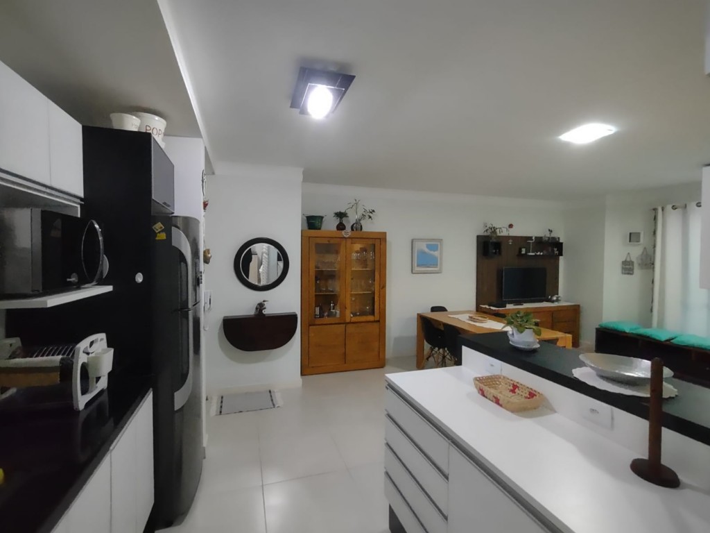 Apartamento para locacao no Ingleses do Rio Vermelho em Florianopolis com 100m² por R$ 850,00