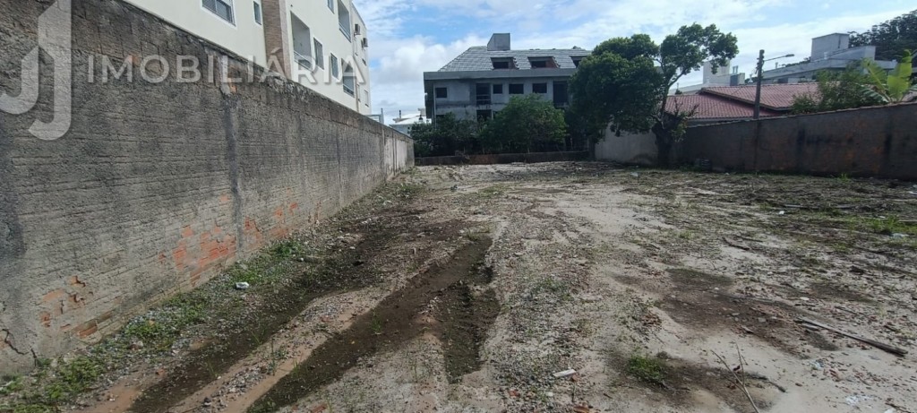 Terreno para venda no Ingleses do Rio Vermelho em Florianopolis com 540m² por R$ 900.000,00