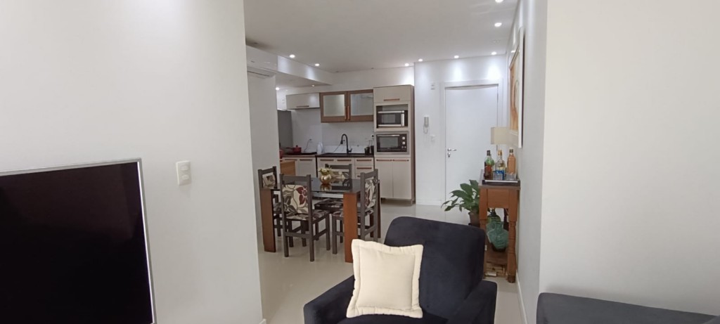 Apartamento para venda no Ingleses do Rio Vermelho em Florianopolis com 80m² por R$ 700.000,00