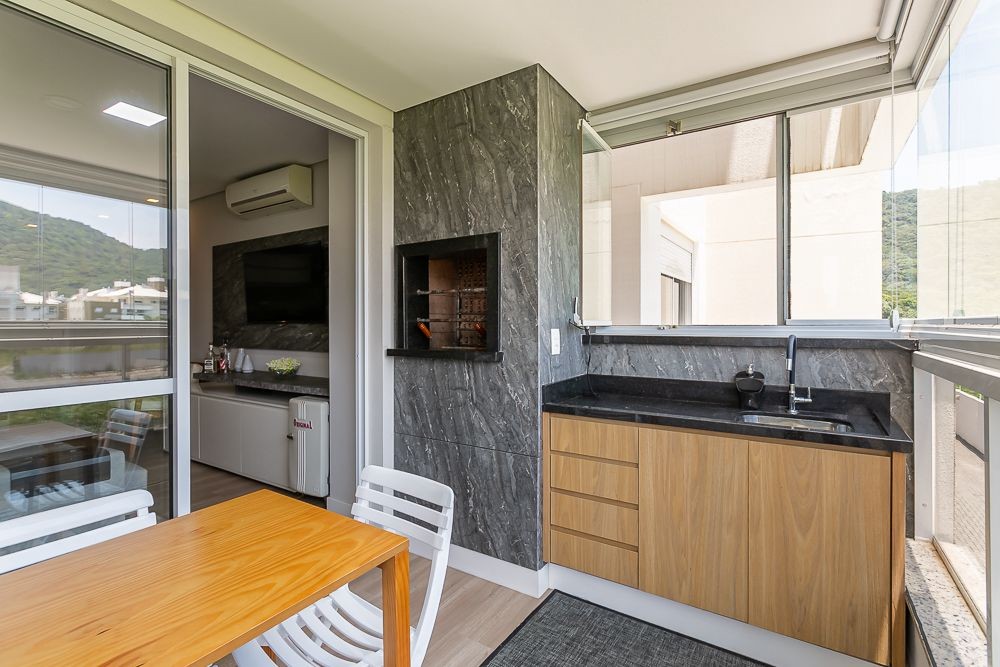 Apartamento para locacao no Ingleses do Rio Vermelho em Florianopolis com 87m² por R$ 0,00