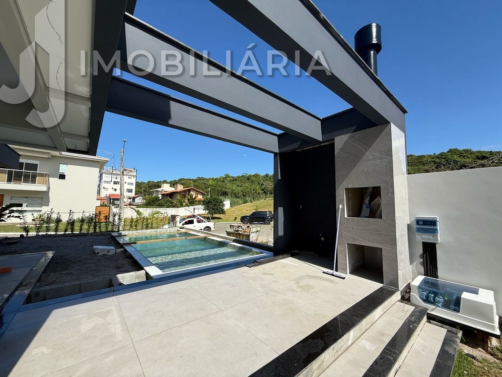Casa Residencial para venda no Ingleses do Rio Vermelho em Florianopolis com 449m² por R$ 2.814.859,00 Casa Residencial para venda no Ingleses do Rio Vermelho em Florianopolis com 449m² por R$ 2.814.859,00