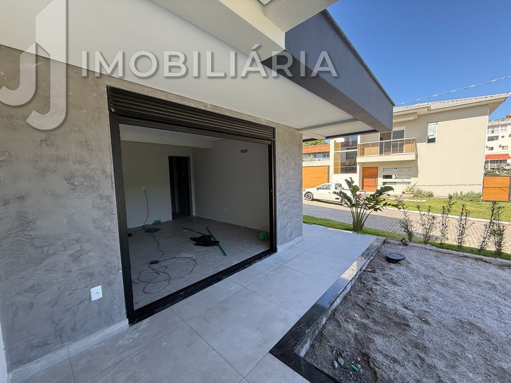 Casa Residencial para venda no Ingleses do Rio Vermelho em Florianopolis com 449m² por R$ 2.814.859,00 Casa Residencial para venda no Ingleses do Rio Vermelho em Florianopolis com 449m² por R$ 2.814.859,00