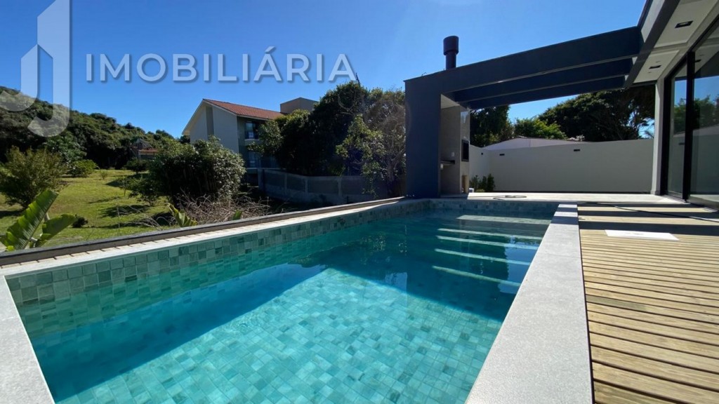 Casa Residencial para venda no Ingleses do Rio Vermelho em Florianopolis com 449m² por R$ 2.814.859,00 Casa Residencial para venda no Ingleses do Rio Vermelho em Florianopolis com 449m² por R$ 2.814.859,00