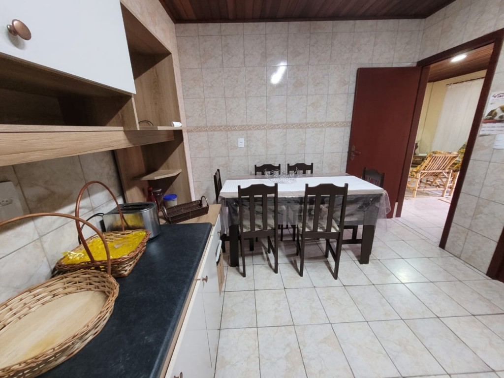 Casa Residencial para locacao no Ingleses do Rio Vermelho em Florianopolis com 360m² por R$ 3.900,00