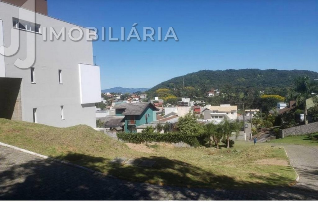 Terreno para venda no Santo Antonio de Lisboa em Florianopolis com 643m² por R$ 700.000,00